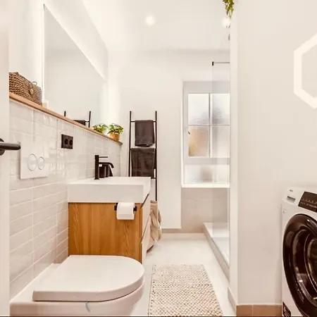 Modern&gemütlich - Wohnen Am Senkelbach, Fußläufig Zur Augsburger Altstadt! Apartamento *